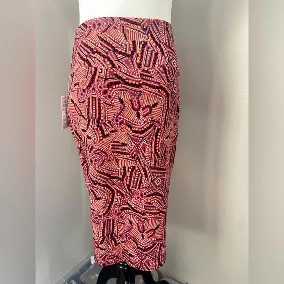 LuLaRoe Cassie Pencil Skirt NWT Fitted Knee Length Red Multicolor Abstract - Picture 6 of 8